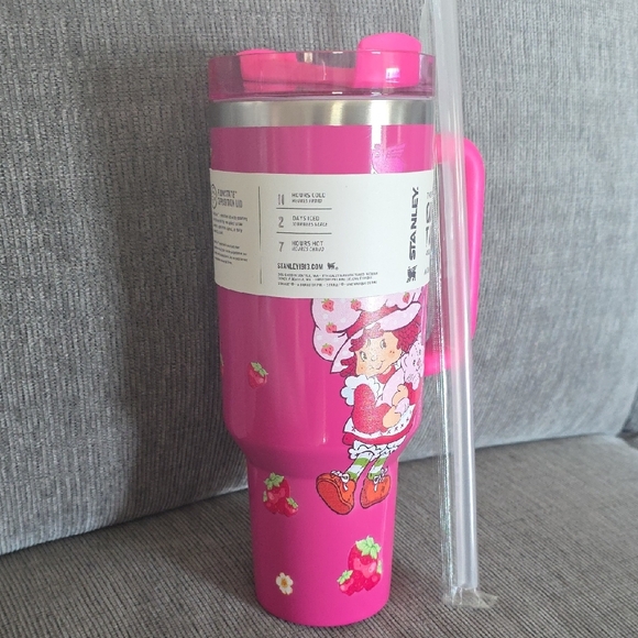 Stanley Pink Quencher H2.0 Tumbler, New, 40oz., Strawberry Shortcake - Picture 13 of 14